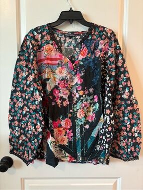 Tolani Collection Floral Patchwork Boho Blouse Top Large NWT
